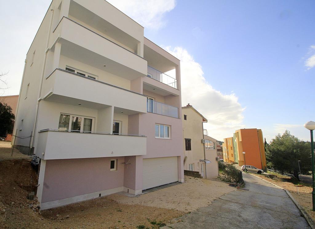 Apartments Obitelj Vuletic Makarska Dış mekan fotoğraf